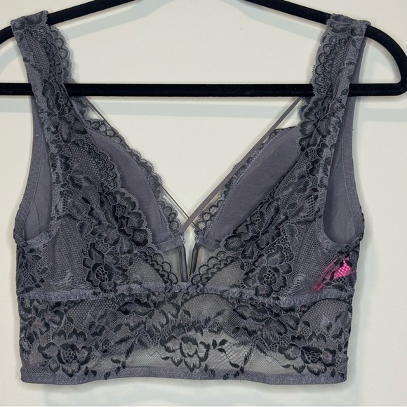 La Senza Lace Bralette in Purple with Floral Pattern - Picture 3 of 5